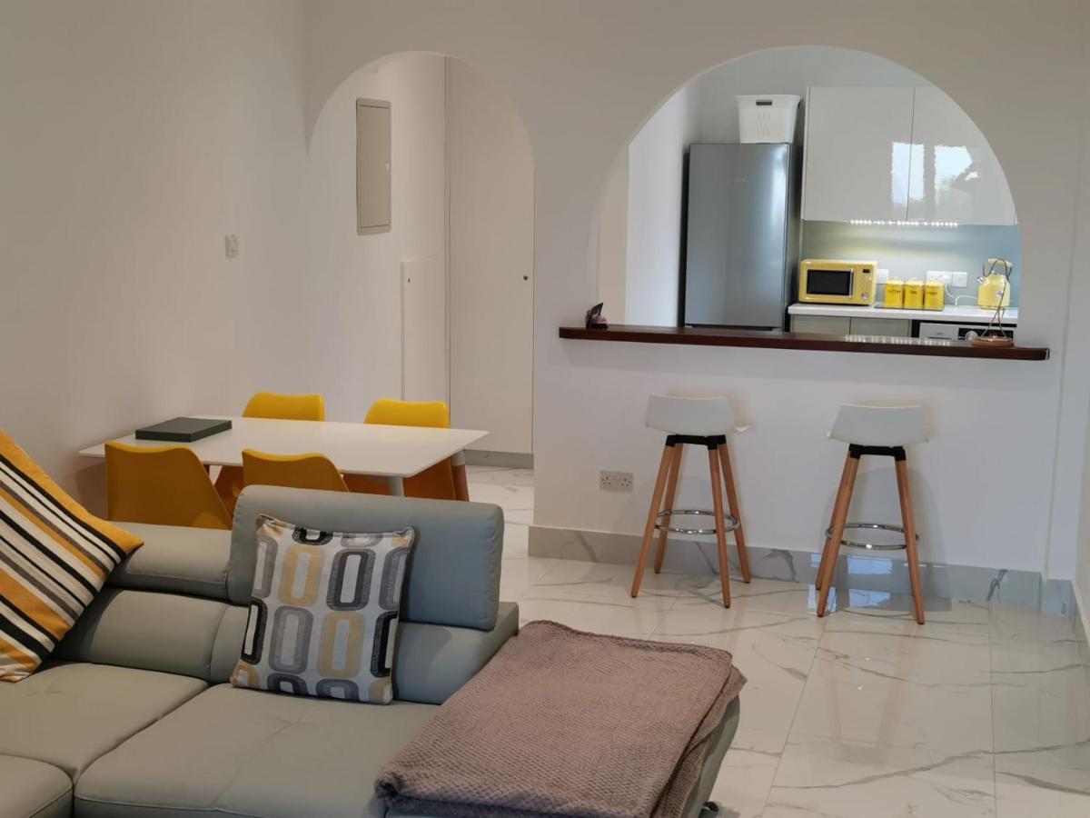 Paphos Gardens Apartment エクステリア 写真