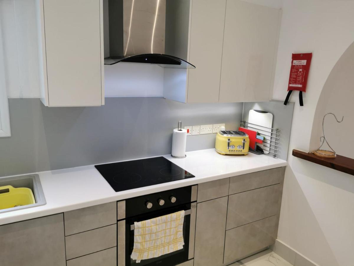 Paphos Gardens Apartment エクステリア 写真