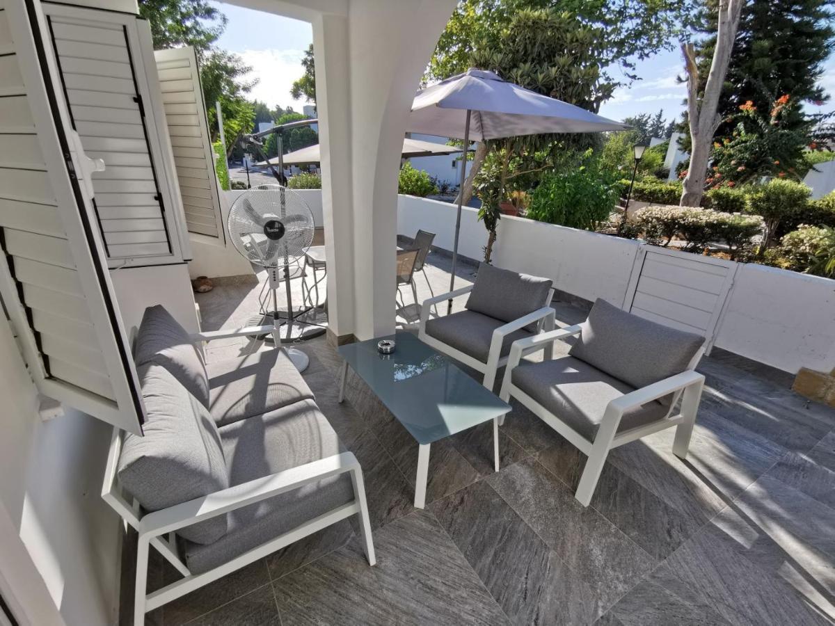 Paphos Gardens Apartment エクステリア 写真