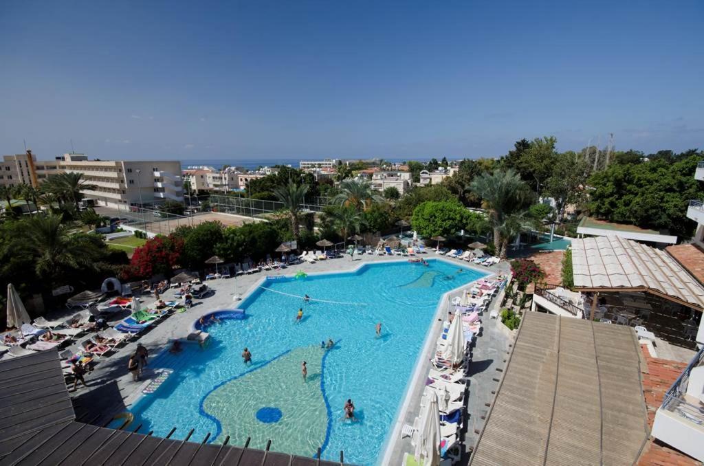 Paphos Gardens Apartment エクステリア 写真